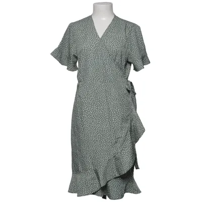 Omlottklänning (VMHENNA 2/4 WRAP FRILL DRESS NOOS) från Vero Moda Återvunnen polyester