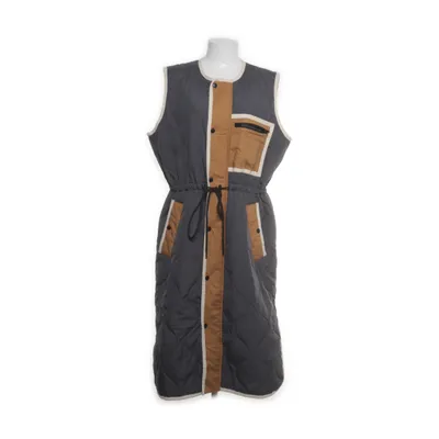 Outer vest (Gray, Multicolored) from Second Female