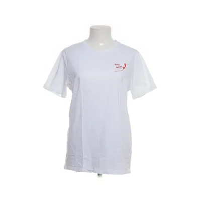 T-shirt (White) from Womom