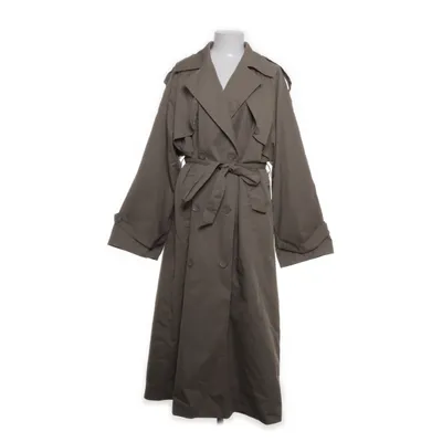 Trenchcoat (Grön) från Josefine HJ x NA-KD