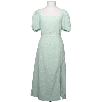 Robe (Vert) de Nelly x Glamorous Polyester
