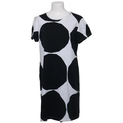 Klänning (Svart, Vit) från Mika Piirainen Marimekko