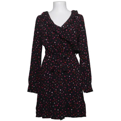 Robe portefeuille (Noir, Rose, Rouge) de Clockhouse