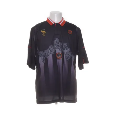 Fotbollströja (Svart, Röd, Grå) från The Hundreds Polyester