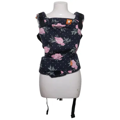 Baby carrier (Free-To-Grow Carrier) from Tula