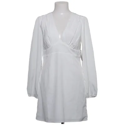 Robe (Blanc) de Nelly x Glamorous Polyester
