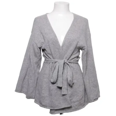 Omlottkofta (Grå) från Davida Cashmere Kashmir