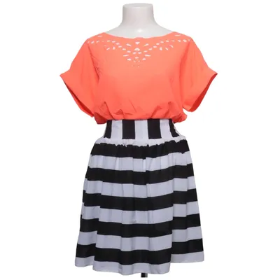 Jurk (Zwart, Wit, Meerkleurig, Oranje) van Van Gils Viscose