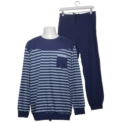 Pyjama (Bleu) de Gregory Coton