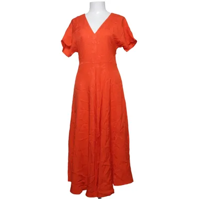 Robe longue (Orange) de Soaked in Luxury Polyester, Viscose