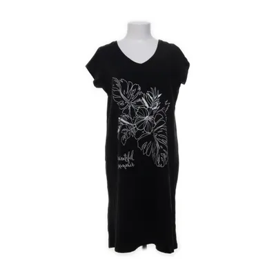 Klänning (Svart, Vit) från Cellbes Beach Bomull, Elastan