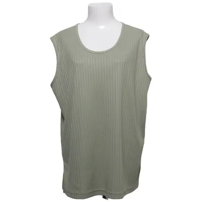 Linne (Grön) från Basic Concept Polyester