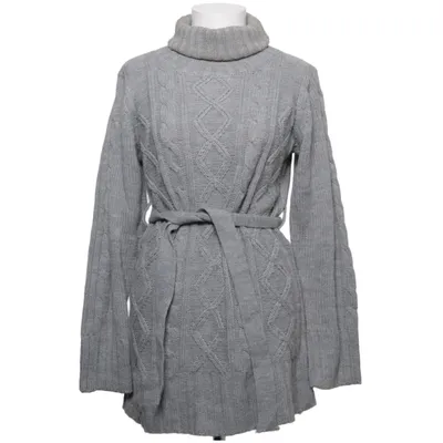 Robe à col roulé (Gris) de Lipo Lipo Acrylique
