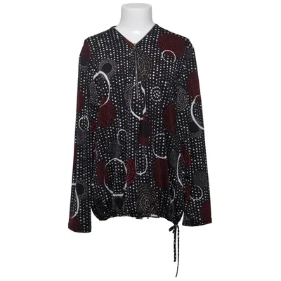 Blus (Svart, Röd, Vit, Flerfärgad) från Wearhouse