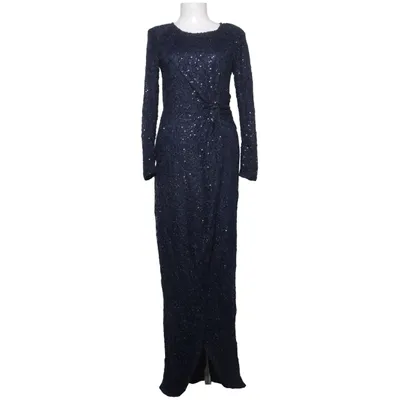 Aftonklänning (PADDED SEQUIN LACE GOWN) från NLY Eve Polyamid, Polyester