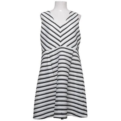 Dress (Black, White) from Dorothy Perkins Polyester