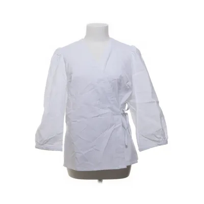 Omlottblus (Vit) från Sanne Alexandra