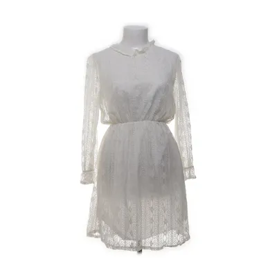 Dress (White) from Sanne Alexandra
