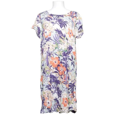 Tunic (Cordelia tunika) from Rosebud Viscose