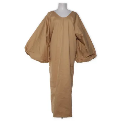 Långklänning (Brun) från By Malene Birger Ekologisk bomull