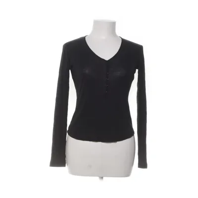 Farfarströja (Svart) från WERA Stockholm Lyocell