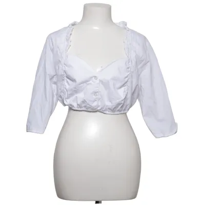 Dirndl blouse (Stockerpoint Dirndl Blouse • Alpine Folk Bavarian Trachten • Cropped Fit 3/4 Sleeves • Ruffled Sweetheart Neckline Lace Trim Button Front • Traditional Oktoberfest Wiesn Look) van Stockerpoint Katoen, Polyester