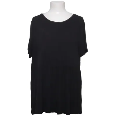 T-shirt (Svart) från Emilia Bambu, Elastan