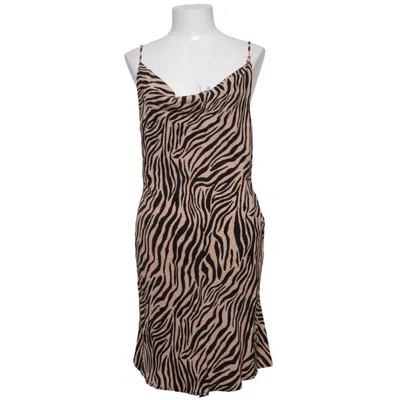 Robe (Beige, Noir) de Blue Life Viscose