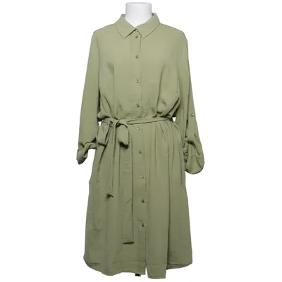 Robe chemise (Vert) de ONLY Carmakoma Polyester