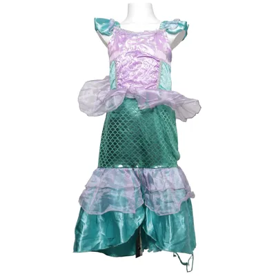 Gee Azzy second hand | Shop second hand online easily on Sellpy.com.