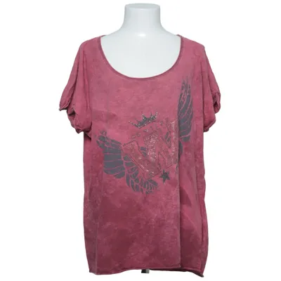 T-shirt (Röd) från Tredy Bomull