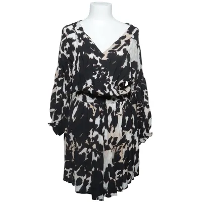 Dress (Black, White) from Reserved Viscose