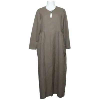 Robe (Marron) de Margit Menia Laine