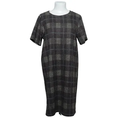 Dress (Brown, Beige) from Mazing