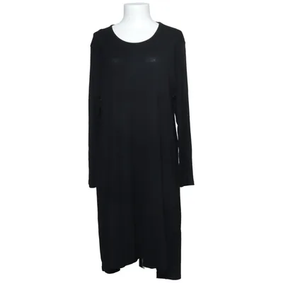 Klänning (Svart) från Masai Polyester, Viskos