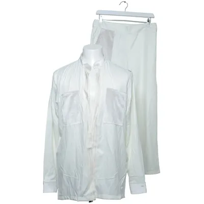 Traditional attire (White) from Kounouz