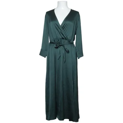 Robe portefeuille (Vert) de Object Polyester recyclé