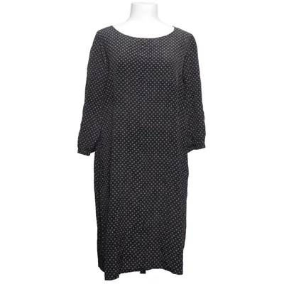 Robe (Noir, Blanc) de Greta Stockholm