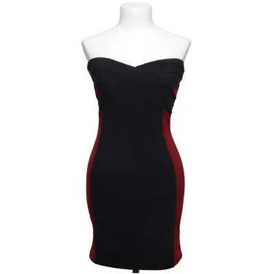 Cocktailjurk (Zwart, Rood) van Rare London