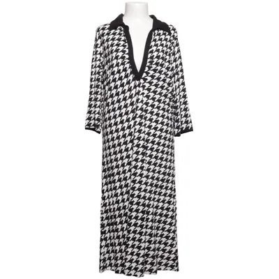 Dress (Black, White) from VISUAL Elastane, Viscose