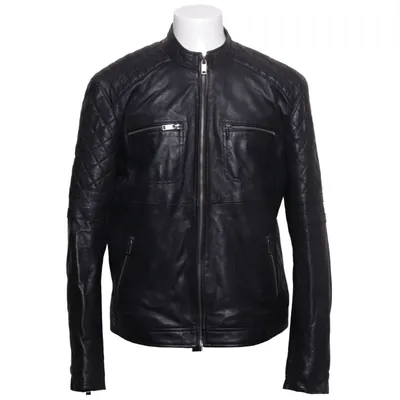 Jacka (Svart) från Chyston Polyester