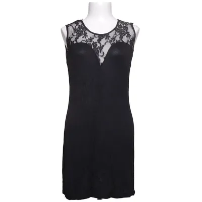 Robe (Noir) de Baluoke