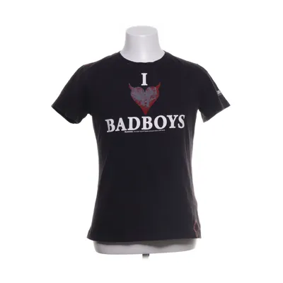 T-shirt (Svart) från Miss Behaving Bomull