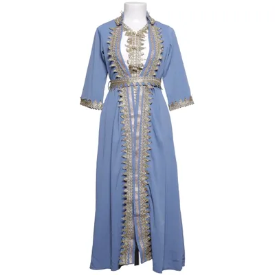 Costume folklorique (Bleu) de Alma