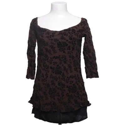Top (Brown, Black) from Background