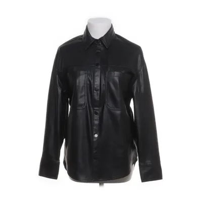 Överskjorta (Svart) från Stradivarius Polyuretan