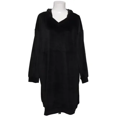 Robe à capuche (Noir) de Mazing