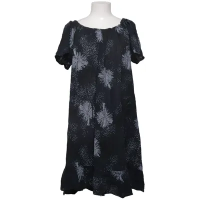 Robe (Noir, Blanc) de Audrey Coton