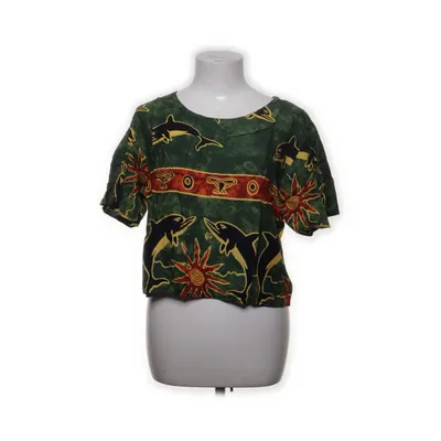 Topp (Grön, Flerfärgad) från Fun Wear Viskos