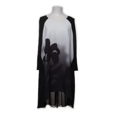Dress (Black, White, Gray) from Live Unlimited